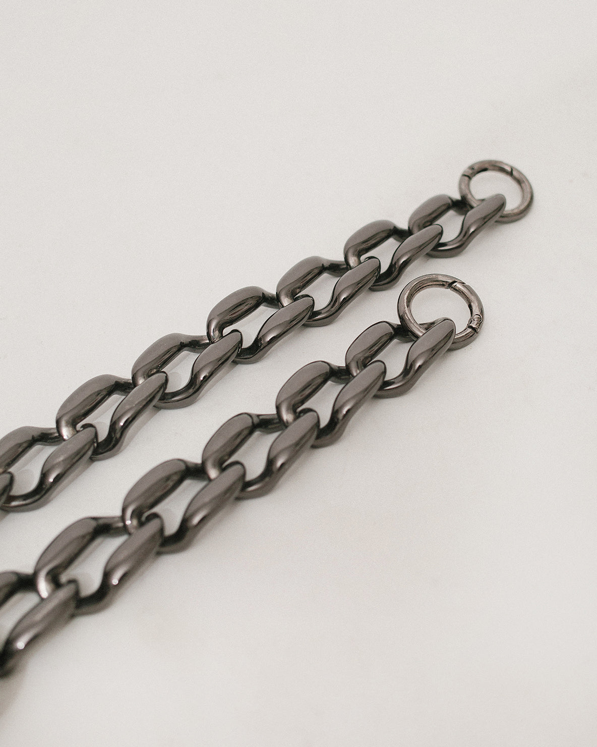 GUNMETAL OVERSIZED CHAIN